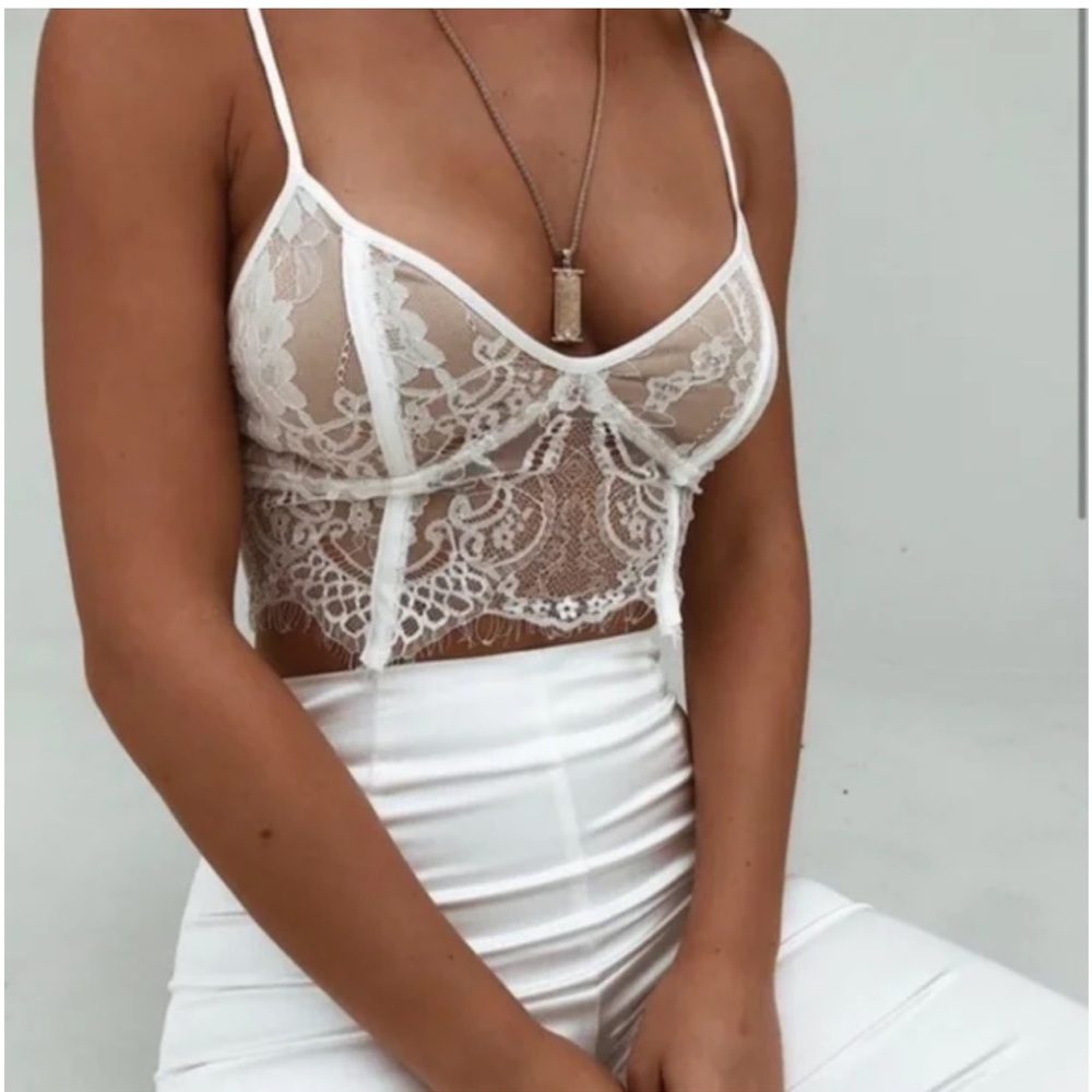 Tiger Mist emery top— XS white. Never worn. Made in Australia